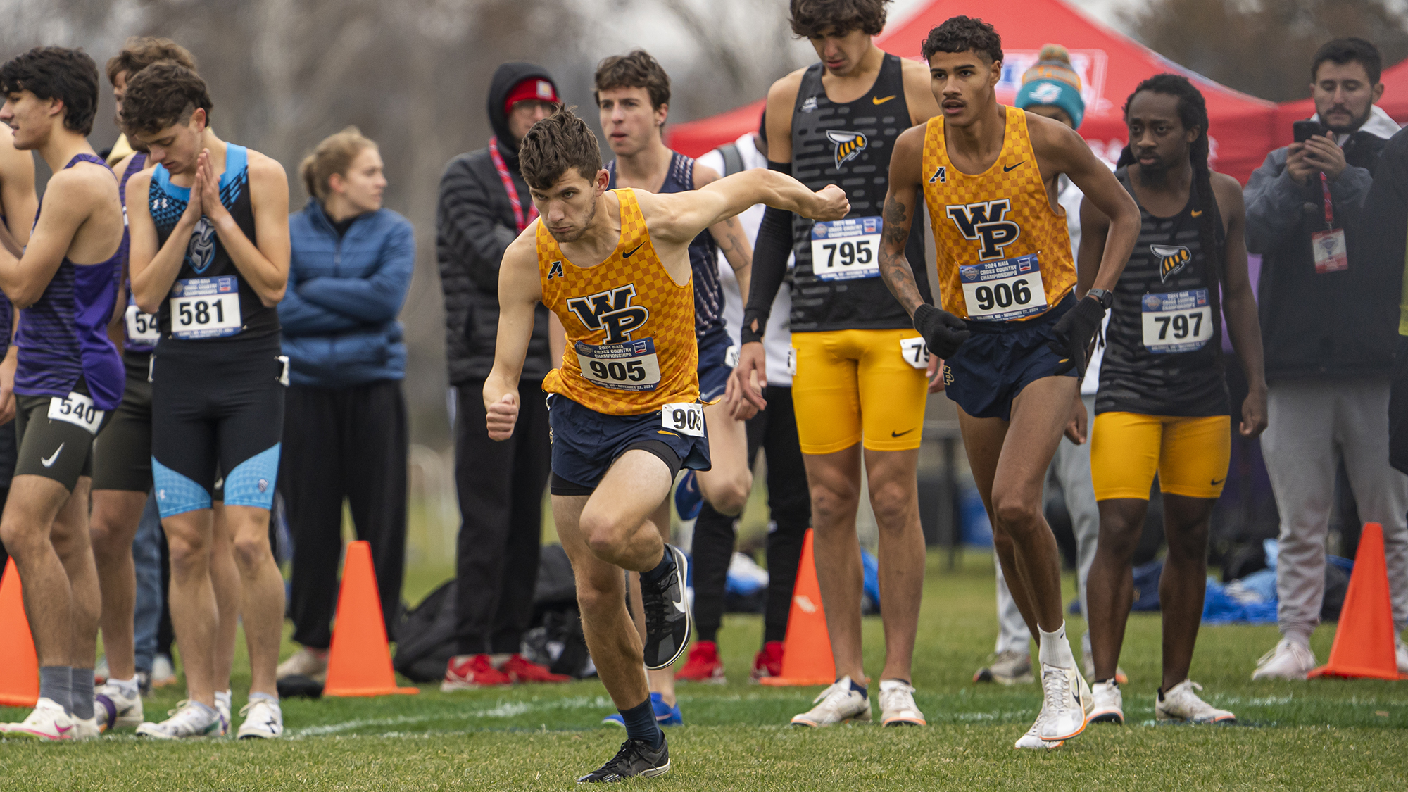 Beaver, Williams Finish in Top 200 at NAIA Nationals