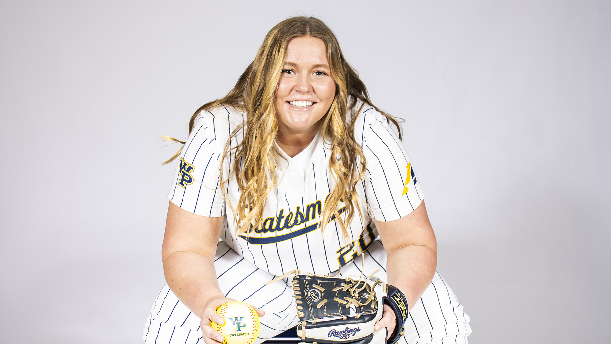 Statesmen Open with Pair of Tight Victories at Dordt Dome Tournament