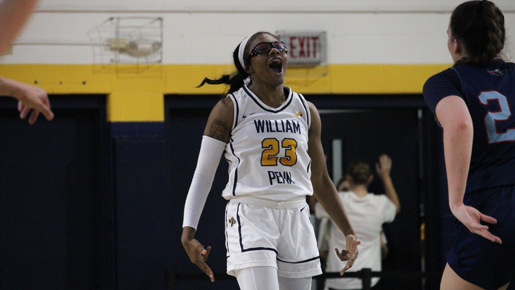 WPU Challenges, but Fades Late in Upset Bid of Pioneers