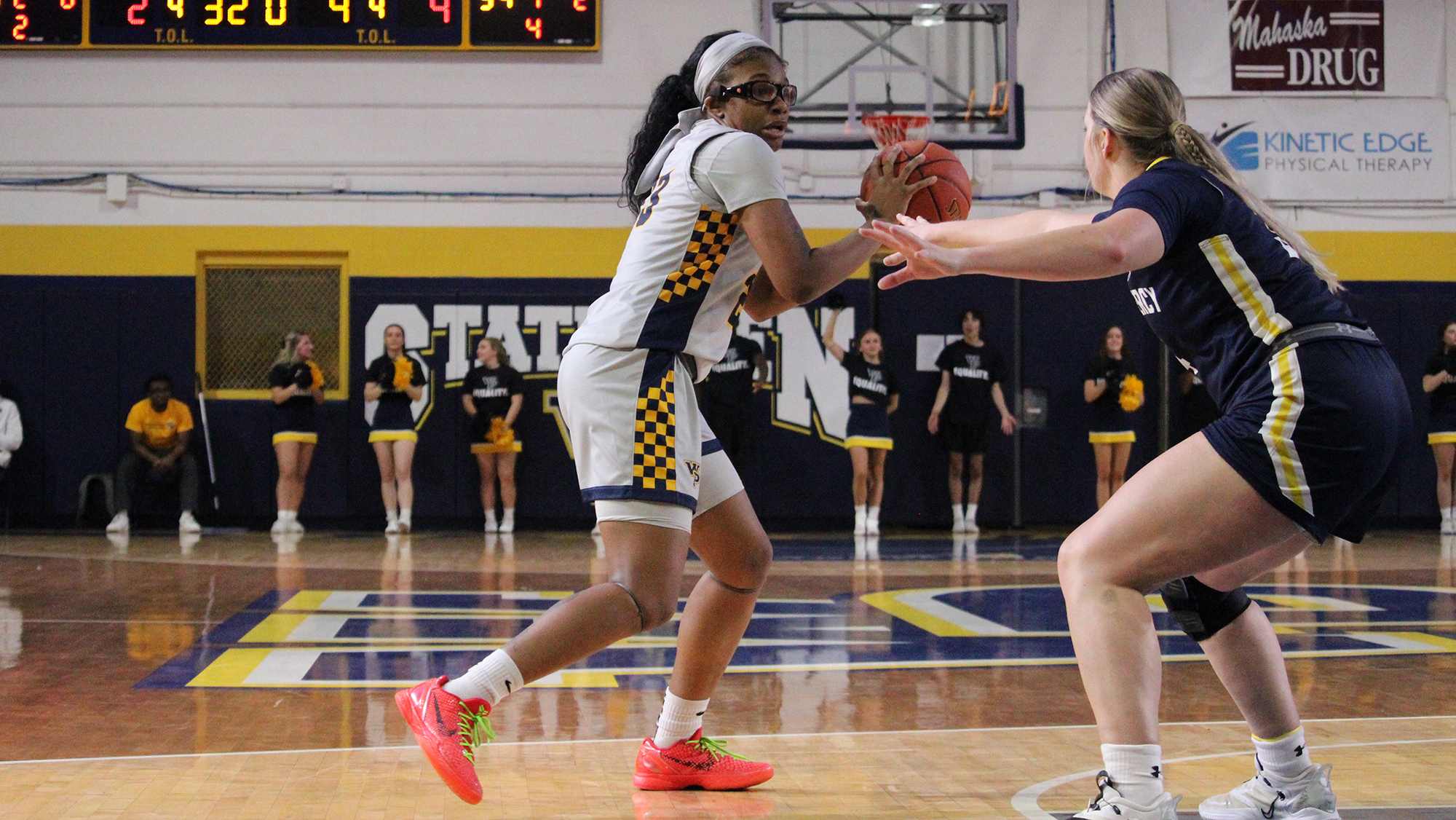 WPU Falls to Mount Mercy in Heart Opener