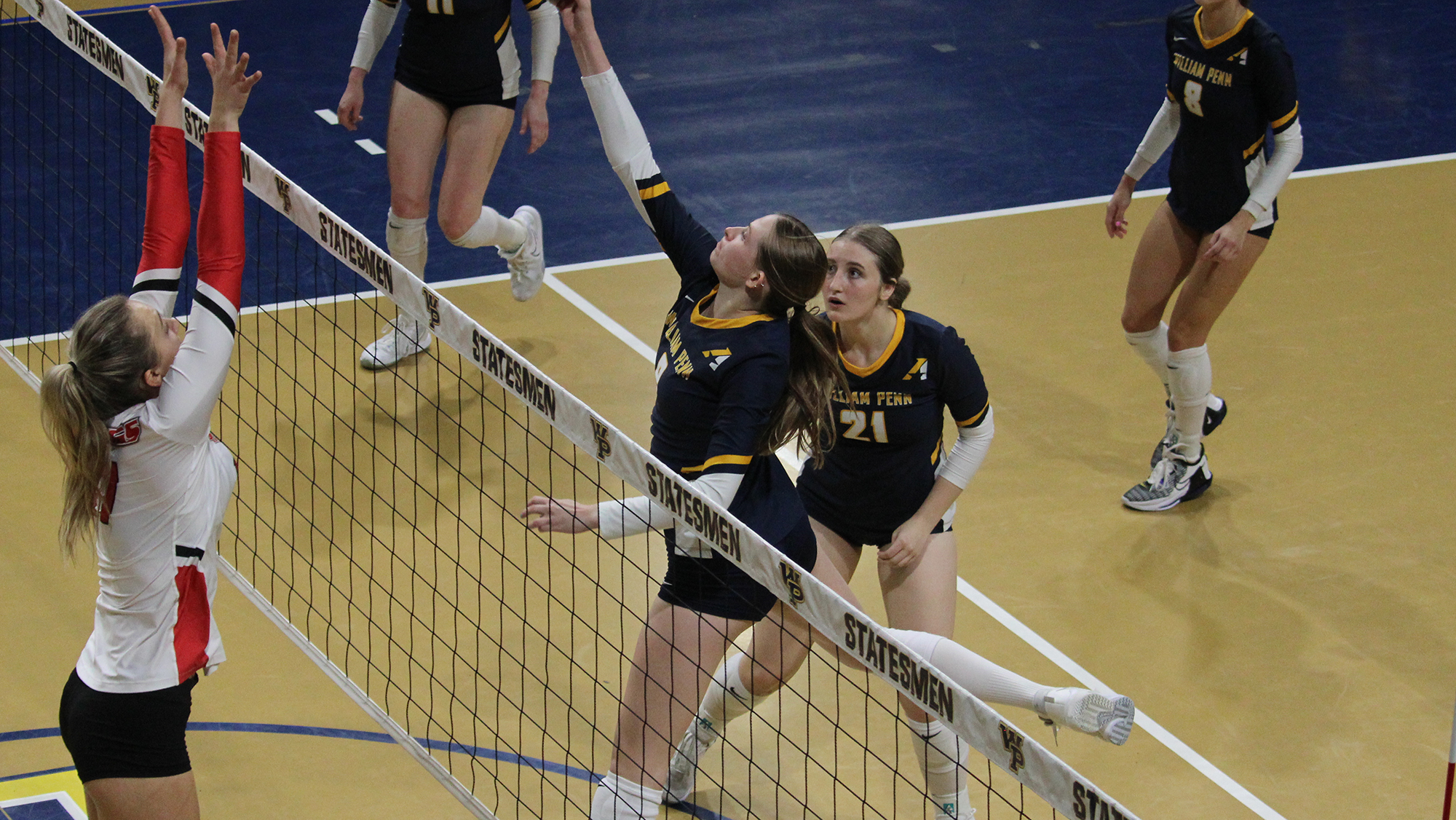 William Penn Defeats GVU in Four Sets to Open Homecoming Weekend
